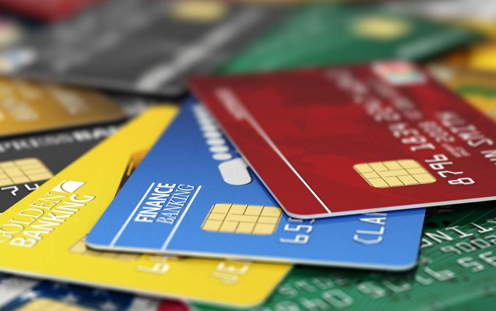 Best-Way-to-Use-Credit-Cards-to-Boost-Credit-Score