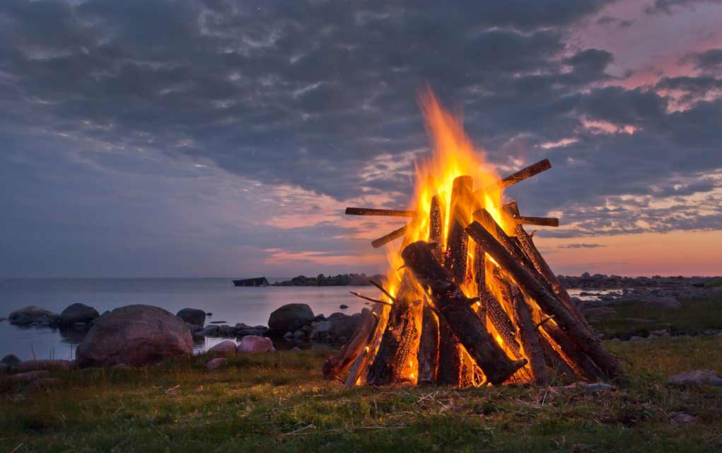 Why-You-Should-Have-Two-Fires-in-a-Survival-Situation