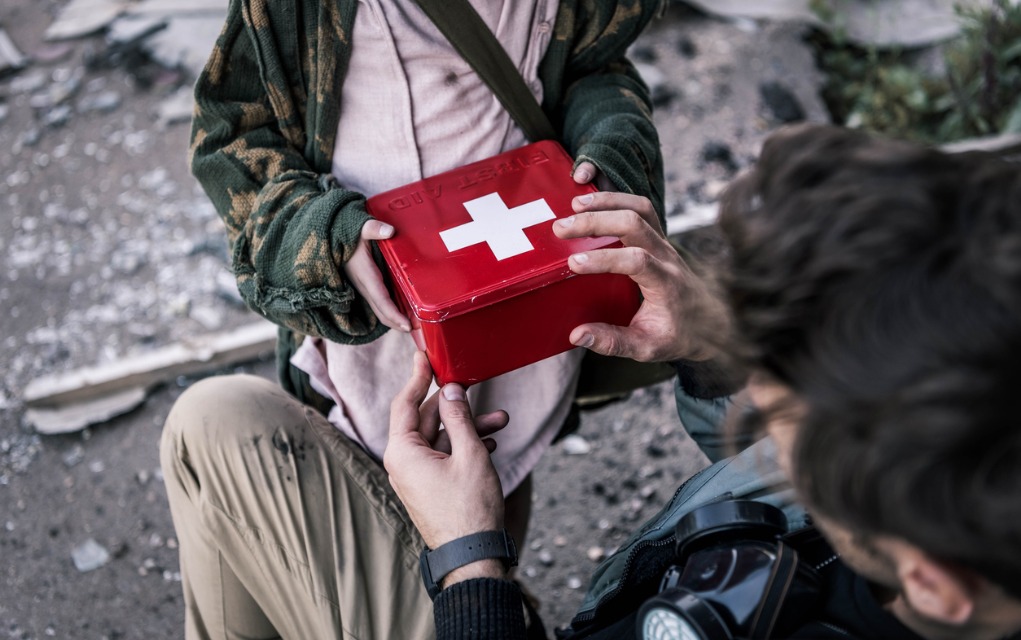 Outdoor First Aid Training - How to Treat a Broken Arm