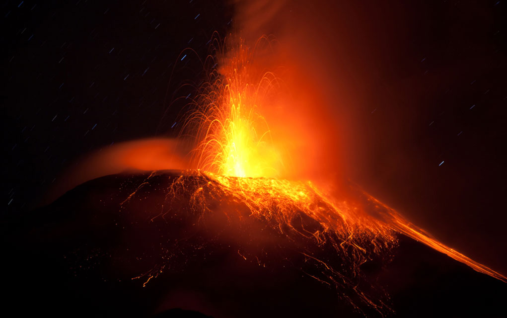Tourists Flee as Volcano Erupts in New Zealand