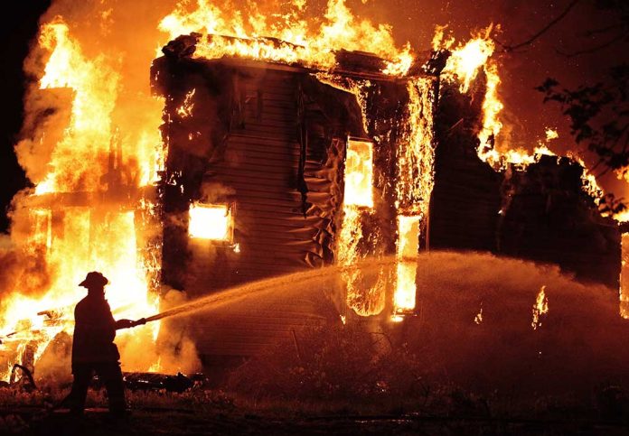 13-dead-in-philadelphia-inferno